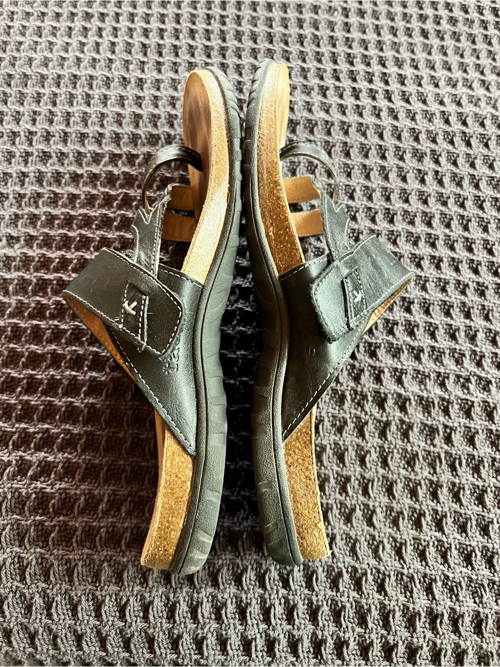 Taos Perfect Leather Sandal - Picture 5 of 9